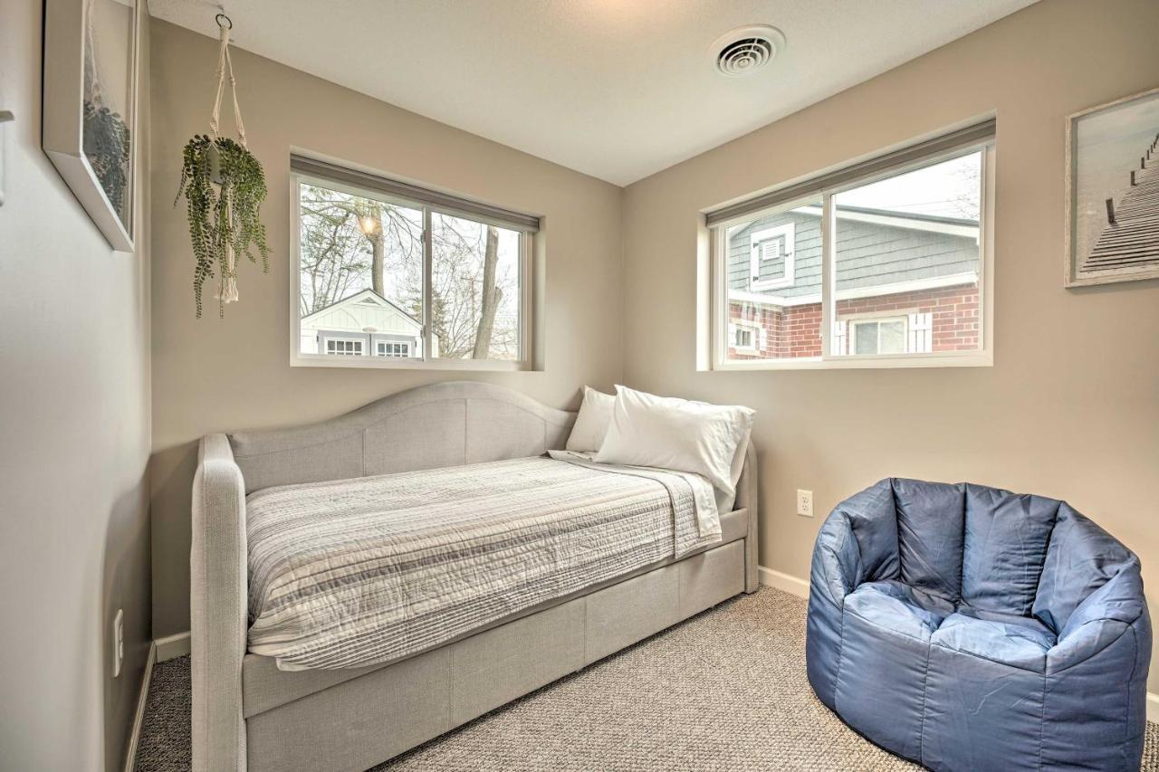 Waterfront Syracuse Home With Patio And Fire Pit! Экстерьер фото